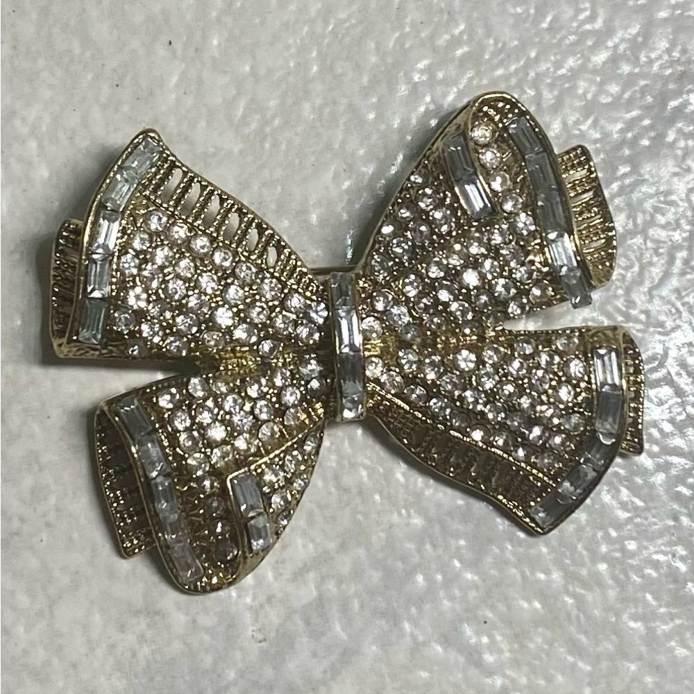 Napier Rhinestone Bow Brooch